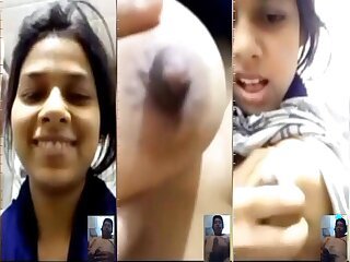 Desi the hottie shows her boobs on a video call