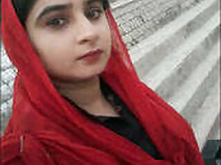 Pakistani lahori horny muslim girl chuckla family