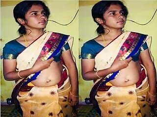 Famous Tamil Wife Shows Her Naked Body On Video Call
