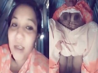 Bangladeshi housewife finger jerking her tight pussy fucking Bangla Tok