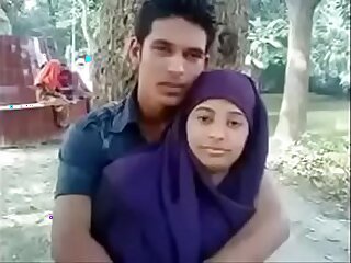 Fair Muslim bhabhi?s boobs squeezed in public